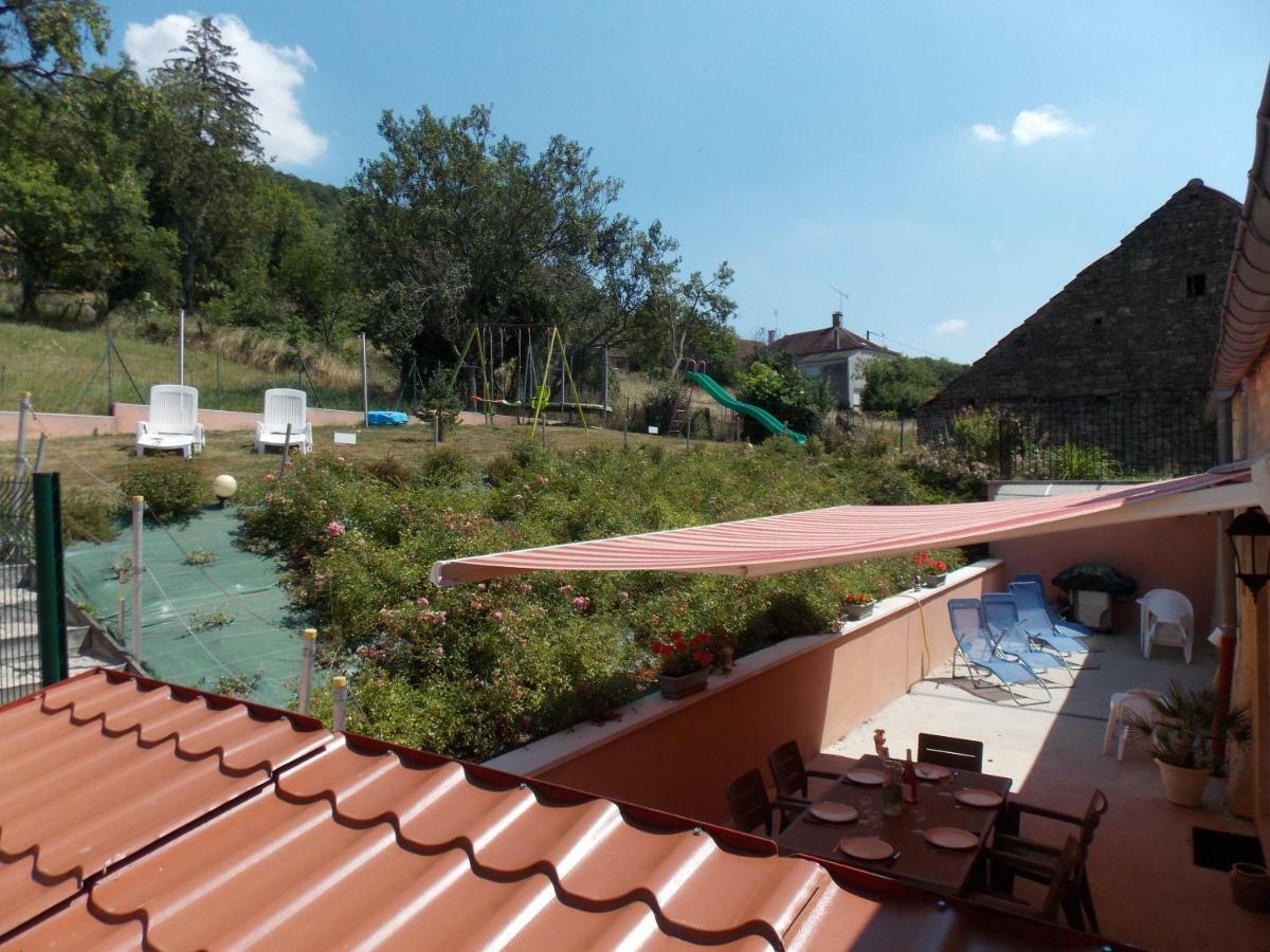Gite Des Roches La Roche-Vanneau 外观 照片